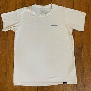 Patagonia athletic t-shirt women’s size S